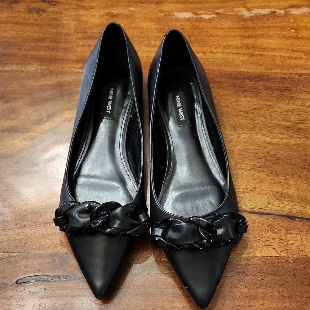 Nine West Black Pointed Flats
